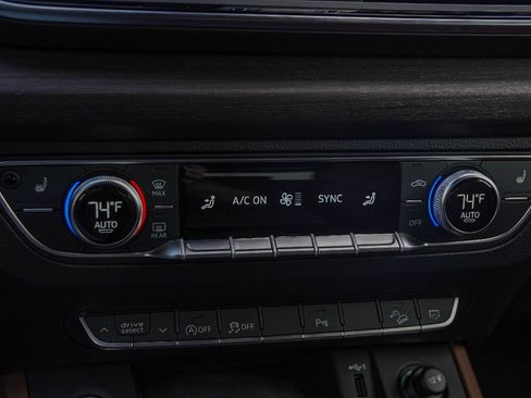 Used 2022 Audi Q5 2.0T Premium Plus image 17