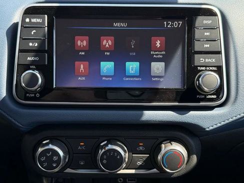 New 2025 Nissan Versa SV w/ Trunk Package image 26