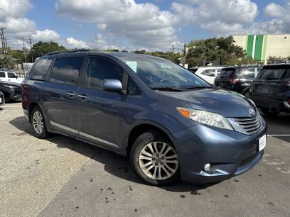 Used 2017 Toyota Sienna XLE