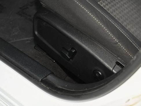 Used 2019 Dodge Charger GT RWD image 21