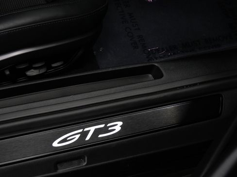 Used 2022 Porsche 911 GT3 RWD image 34