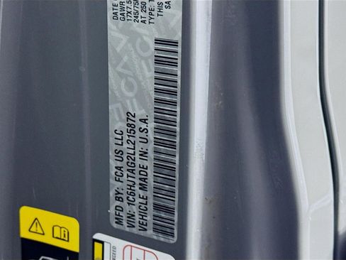 Used 2020 Jeep Gladiator Sport w/ Trailer Tow Package image 28