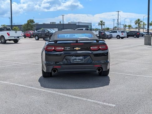 Used 2020 Chevrolet Camaro LT RWD image 4