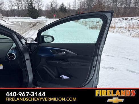 New 2026 Chevrolet Equinox EV LT image 33