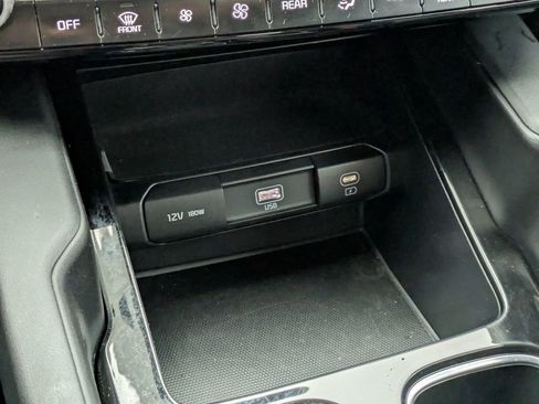 Used 2023 Kia Telluride LX image 26