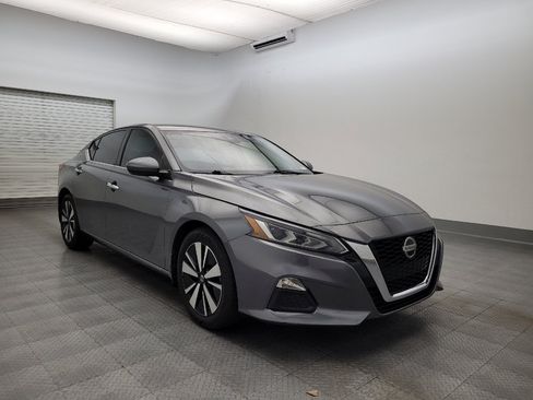 Used 2021 Nissan Altima 2.5 SV FWD image 13