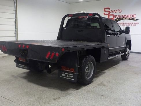 Used 2019 Chevrolet Silverado 3500 High Country w/ Duramax Plus Package image 4