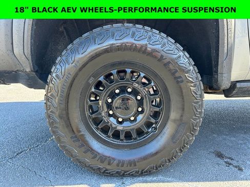 Used 2024 GMC Sierra 2500 AT4X w/ AT4X AEV Edition image 2