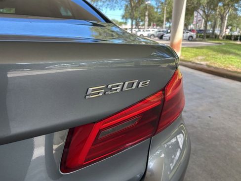 Used 2018 BMW 530e xDrive image 20