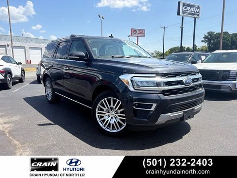 Used 2024 Ford Expedition Limited AWD/4WD image 1