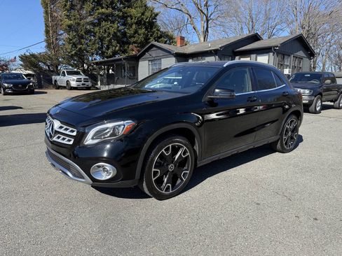 Used 2019 Mercedes-Benz GLA 250 image 2