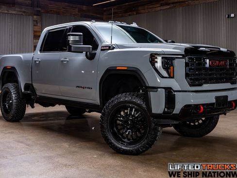 Used 2025 GMC Sierra 2500 AT4 w/ AT4 Premium Plus Package image 1