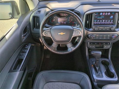 Used 2017 Chevrolet Colorado Z71 image 17