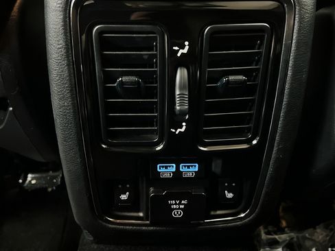 Used 2018 Jeep Grand Cherokee Overland AWD/4WD image 20