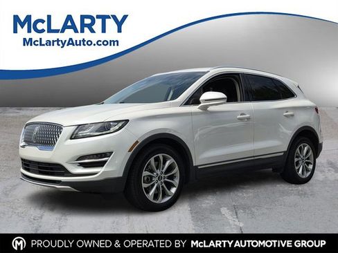 Used 2019 Lincoln MKC Select w/ Select Plus Package image 1