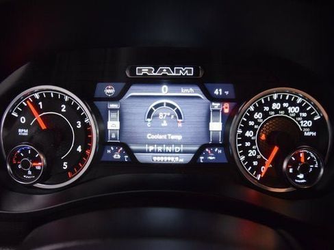 Used 2024 RAM 5500 SLT w/ Quick Order Package 2YG SLT image 46