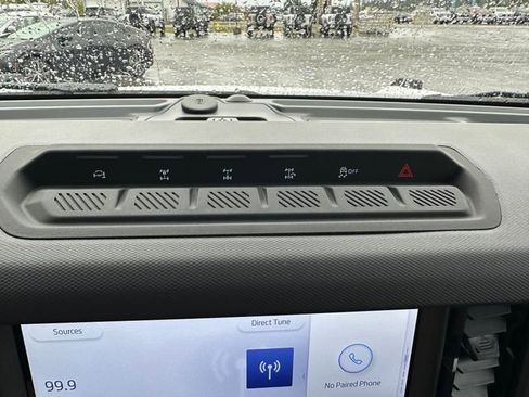 New 2025 Ford Bronco Badlands image 16