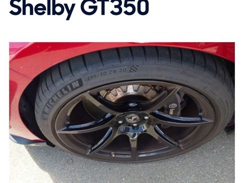 Used 2017 Ford Mustang Shelby GT350 RWD image 6