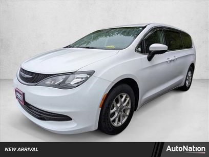 Used 2018 Chrysler Pacifica LX
