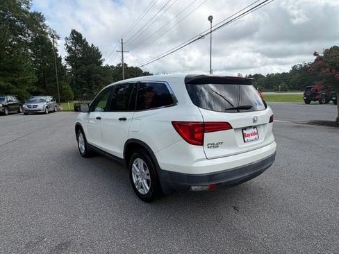 Used 2018 Honda Pilot LX image 13