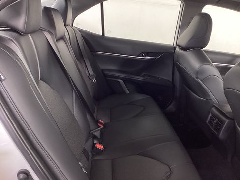 Used 2023 Toyota Camry XLE FWD image 12