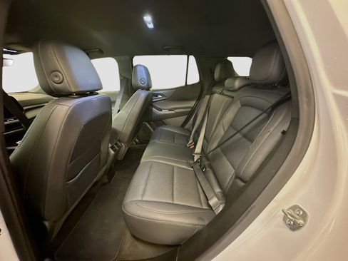 Used 2025 Chevrolet Equinox LT w/ Convenience Package II image 29