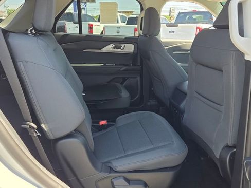 New 2026 Ford Explorer Active image 16