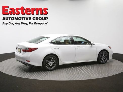 Used 2017 Lexus ES 350 w/ Navigation System Package FWD image 47