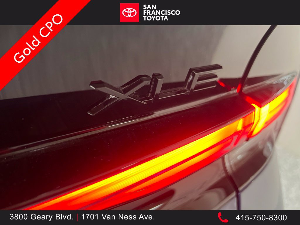 Certified 2027 Toyota Prius XLE FWD image 10