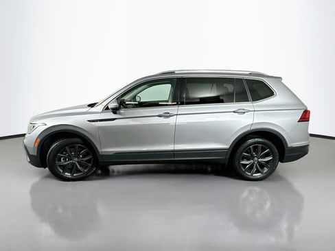Used 2022 Volkswagen Tiguan SE AWD/4WD image 4