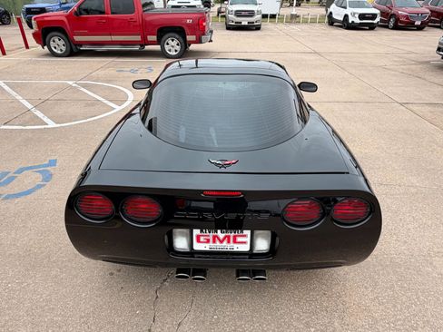 Used 1999 Chevrolet Corvette Coupe w/ Memory Pkg RWD image 17