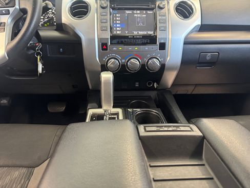 Used 2019 Toyota Tundra SR5 image 20