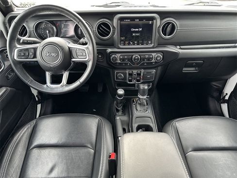 Used 2021 Jeep Wrangler Unlimited Sahara w/ Cold Weather Group image 9