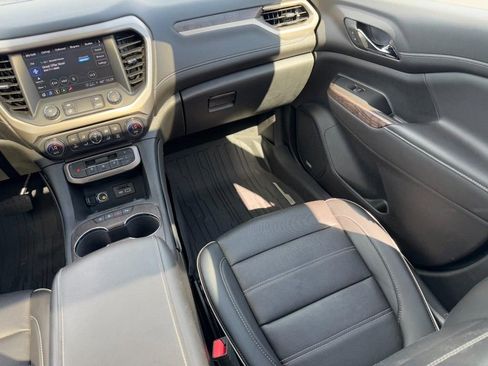 Used 2023 GMC Acadia Denali w/ Denali Ultimate Package image 17