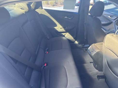 Used 2024 Chevrolet Malibu LT image 39