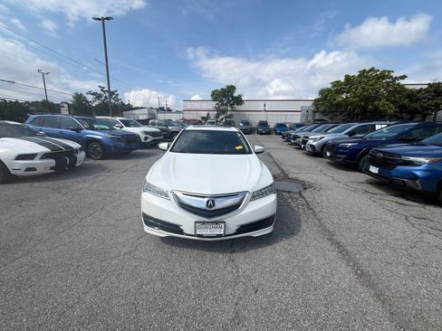 Used 2015 Acura TLX FWD image 2