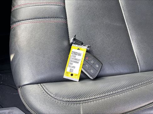 Used 2025 Chevrolet Suburban RST w/ Comfort Package image 34