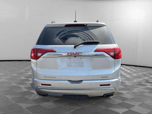 Used 2017 GMC Acadia Denali AWD/4WD image 4