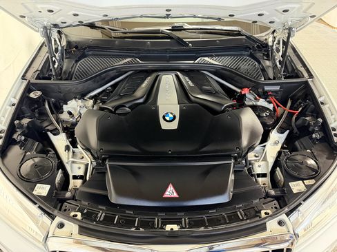 Used 2014 BMW X5 xDrive50i image 28