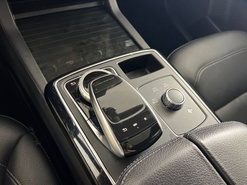 Used 2017 Mercedes-Benz GLE 350 image 25