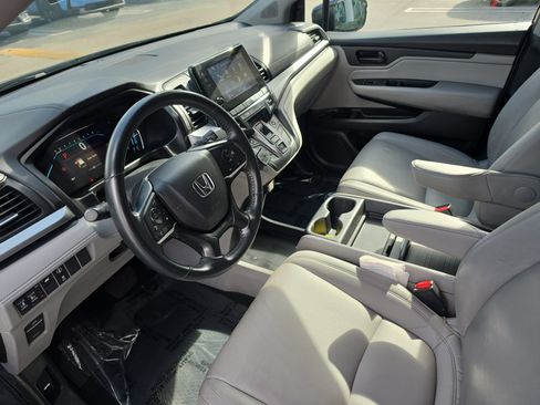 Certified 2024 Honda Odyssey EX-L image 17