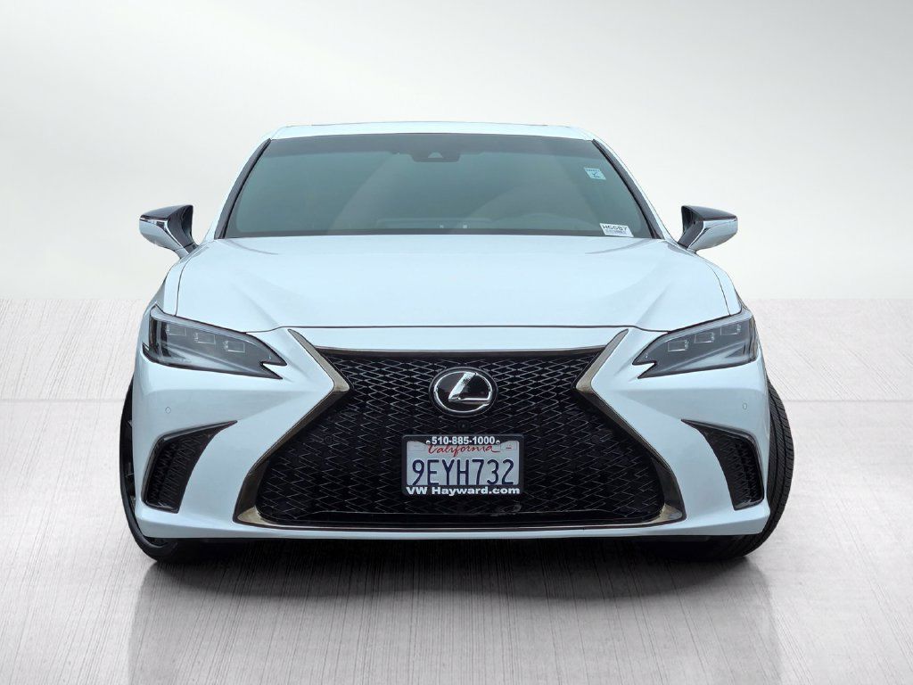 Used 2023 Lexus ES 350 F Sport w/ Accessory Package (Z2) FWD image 3