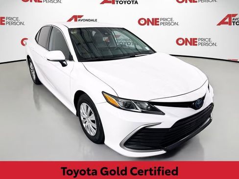 Certified 2022 Toyota Camry LE FWD image 1