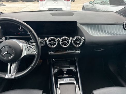 Used 2025 Mercedes-Benz GLA 250 image 10