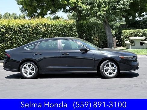 Certified 2025 Honda Accord LX image 4