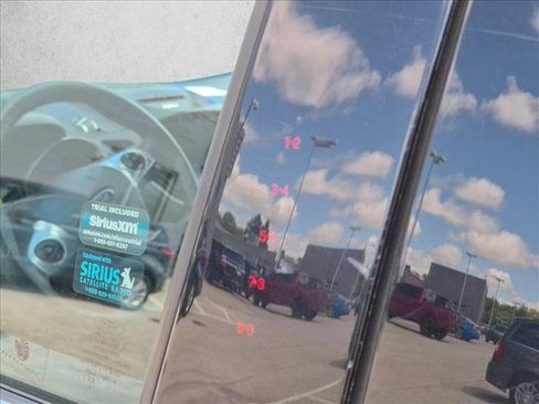 Used 2016 Ford Escape SE w/ Equipment Group 201A FWD image 15