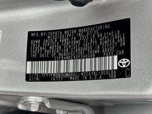 Certified 2025 Toyota Corolla LE FWD image 31
