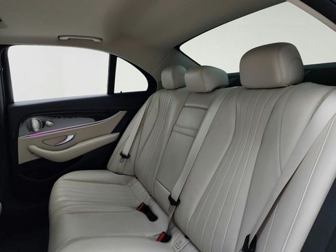 Used 2022 Mercedes-Benz E 350 Sedan image 22