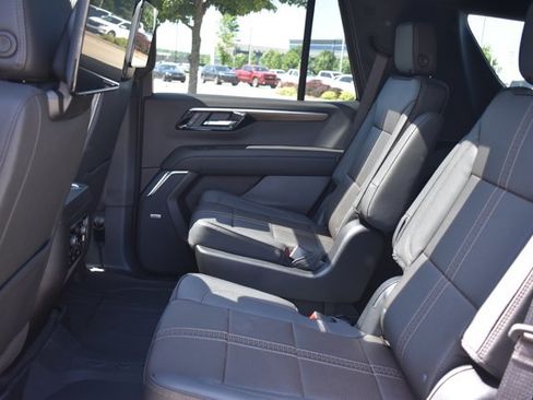New 2026 Chevrolet Tahoe High Country AWD/4WD image 16
