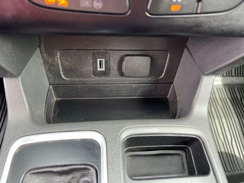 Used 2018 Ford Escape SEL w/ Ford Safe & Smart Package FWD image 28